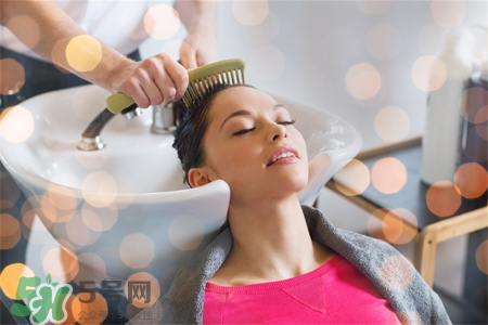 艾草可以洗頭嗎？艾草洗頭有什么好處？