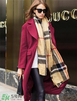 紅色衣服顯黑嗎？紅色衣服會(huì)不會(huì)顯黑？