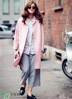粉色衣服怎么搭配？粉色衣服怎么搭配好看？