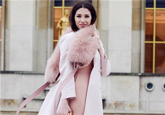 粉色衣服怎么搭配？粉色衣服怎么搭配好看？