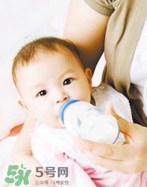 寶寶不吃奶瓶怎么辦 寶寶不吃奶瓶的解決辦法 寶寶不吃奶瓶怎么辦 寶寶不吃奶瓶的解決辦法