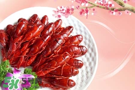 月經(jīng)能吃小龍蝦嗎？經(jīng)期可以吃小龍蝦嗎？