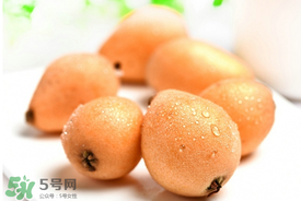 枇杷和姜能一起吃嗎？枇杷和生姜能一起煮嗎？