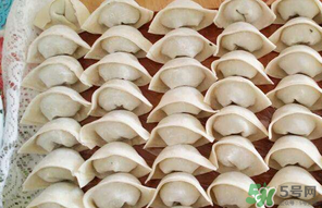 薺菜和白菜能一起吃嗎？薺菜白菜餃子餡的做法