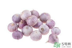 薺菜和大蒜能一起吃嗎？薺菜和蒜頭能一起吃嗎？