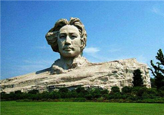 4月份去長(zhǎng)沙穿什么？四月份去長(zhǎng)沙穿什么衣服？