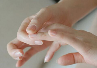 風(fēng)濕可以喝酒嗎？類(lèi)風(fēng)濕能喝白酒嗎？