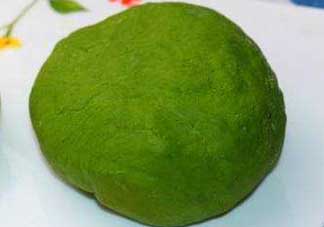 菠菜汁和面怎么取汁？菠菜汁和面的做法