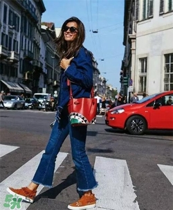 喇叭褲配什么鞋子？喇叭褲搭配什么鞋子好看？