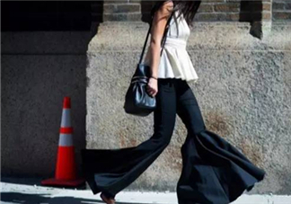 喇叭褲配什么鞋子？喇叭褲搭配什么鞋子好看？