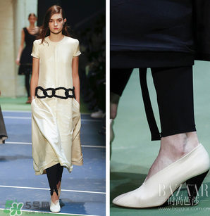 深V鞋是什么鞋？貝嫂同款深V鞋