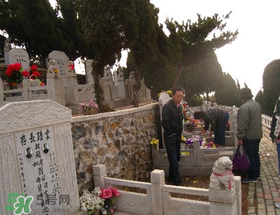 新墳掃墓什么時(shí)候？新墳掃墓的時(shí)間是什么時(shí)候？