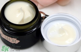 眼部有脂肪?？梢杂醚鬯獑?？眼部有脂肪粒用什么眼霜？