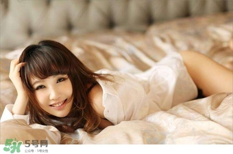 男人的精子對(duì)女人有啥好處？吃精液會(huì)不會(huì)懷孕？