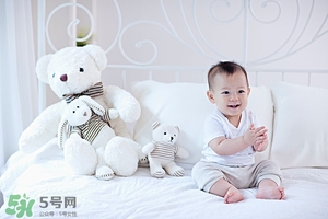 18月齡寶寶發(fā)育指標 18月齡寶寶發(fā)育標準 18月齡寶寶發(fā)育指標 18月齡寶寶發(fā)育標準