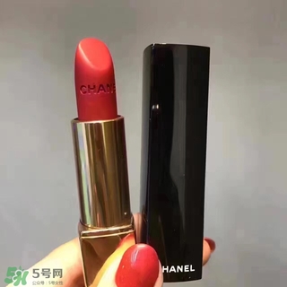 香奈兒口紅怎么打開(kāi)?香奈兒口紅打不開(kāi)怎么辦?