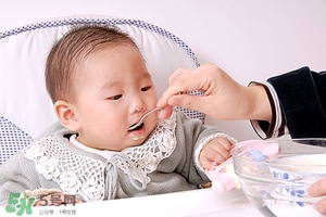 9月齡寶寶發(fā)育標(biāo)準(zhǔn) 9月齡寶寶發(fā)育指標(biāo) 9月齡寶寶發(fā)育標(biāo)準(zhǔn) 9月齡寶寶發(fā)育指標(biāo)