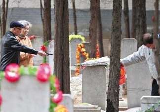 春分可以掃新墓嗎？新墓掃墓有什么講究？