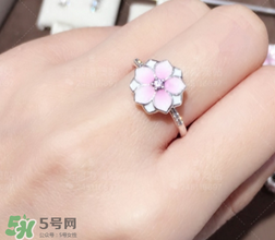 潘多拉2017新品桃花系列在哪里買？pandora桃花系列國內(nèi)有賣嗎？