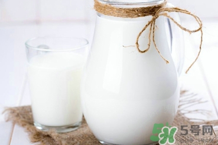 皮膚過敏能喝牛奶嗎？皮膚過敏喝牛奶好嗎？