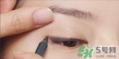 2017眼線筆哪個(gè)牌子好？2017眼線筆推薦