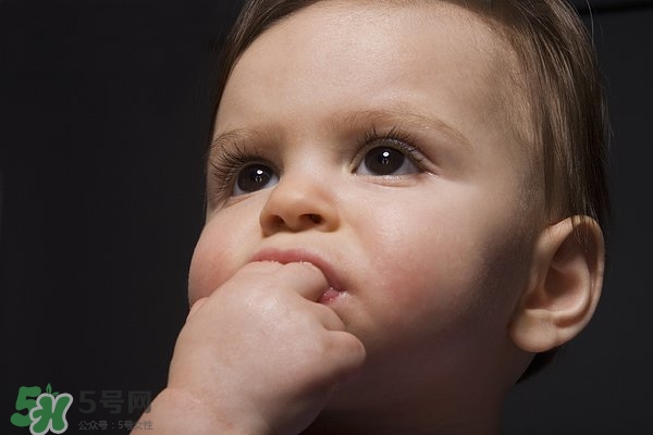 孕婦吃什么對(duì)寶寶眼睛好 對(duì)寶寶眼睛好的食物有哪些 孕婦吃什么對(duì)寶寶眼睛好 對(duì)寶寶眼睛好的食物有哪些