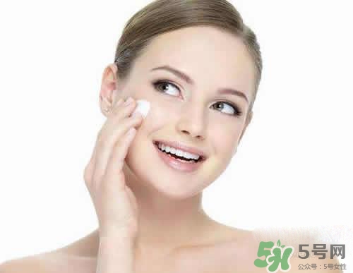 卸妝膏可以當(dāng)洗面奶嗎？用完卸妝膏后還要用洗面奶嗎？