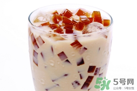 一點點為什么突然火了？1點點奶茶為什么那么火？