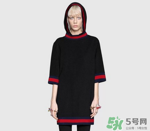 gucci2017春夏刺繡運(yùn)動裝 gucci2017春夏新品運(yùn)動裝推薦 gucci2017春夏刺繡運(yùn)動裝 gucci2017春夏新品運(yùn)動裝推薦