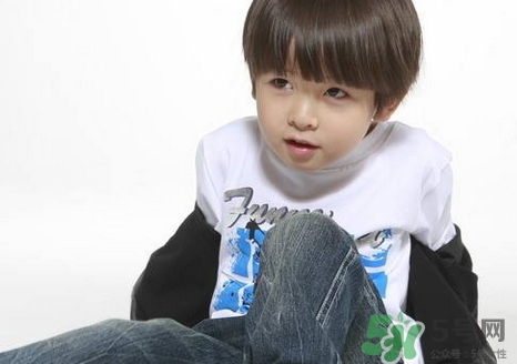 手足口病會(huì)傳染給大人嗎?手足口病會(huì)傳染給成人嗎? 手足口病會(huì)傳染給大人嗎?手足口病會(huì)傳染給成人嗎?