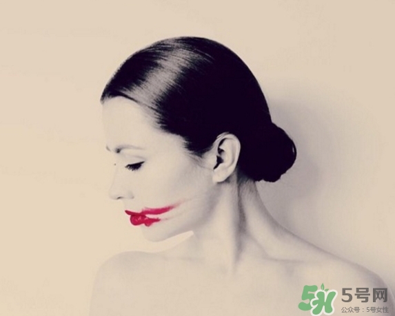 紅底鞋口紅多少錢(qián)？紅底鞋口紅專柜價(jià)格