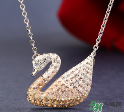 施華洛世奇項(xiàng)鏈能沾水嗎？施華洛世奇項(xiàng)鏈為什么不能沾水？