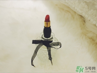 蘿卜丁口紅怎么打開？蘿卜丁口紅打開方法