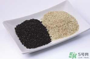 薺菜和芝麻能一起吃嗎？薺菜可以摻芝麻葉吃嗎？