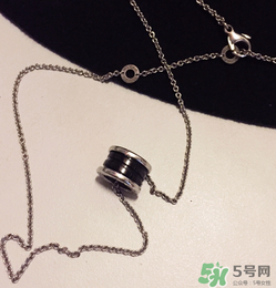 寶格麗項(xiàng)鏈?zhǔn)鞘裁床馁|(zhì)？寶格麗bvlgari項(xiàng)鏈?zhǔn)倾y的嗎？