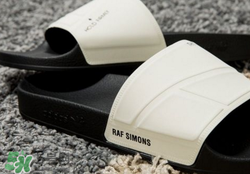 adidas2017春夏運(yùn)動拖鞋多少錢？阿迪達(dá)斯春夏新品拖鞋專柜價格