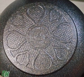 麥飯石鍋是什么材質(zhì)？麥飯石鍋是石頭做的嗎？