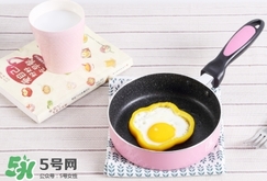 麥飯石鍋和鐵鍋哪個(gè)好？麥飯石鍋和鐵鍋對(duì)比