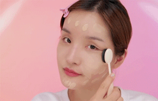 牙刷粉底刷怎么用？牙刷粉底刷使用方法