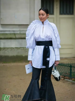 香奈兒gabrielle手袋怎么搭配？chanel gabrielle包包怎么背好看？