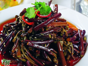 蕨菜要焯水嗎？蕨菜怎么焯水？