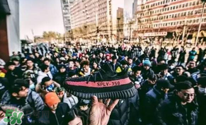 yeezy是什么牌子？yeezy是誰(shuí)設(shè)計(jì)的？