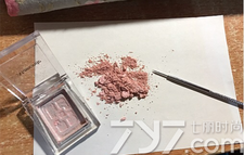 眼影碎了怎么修復(fù)?眼影碎了怎么恢復(fù)原樣? 眼影碎了怎么修復(fù)?眼影碎了怎么恢復(fù)原樣?