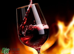 孕婦可以喝紅酒嗎？孕婦喝紅酒對胎兒有影響嗎？