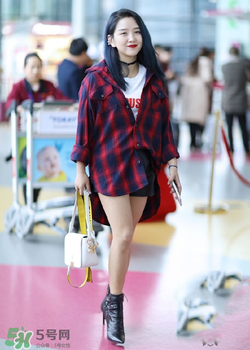 off white條紋包正品多少錢？off white包包專柜價格