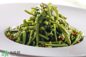 蕨菜有毒嗎？吃蕨菜會中毒嗎？