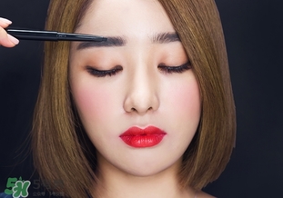 云皙是什么牌子？云皙化妝品是品牌嗎？