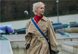 卡其色風(fēng)衣怎么搭配？卡其色風(fēng)衣怎么搭配好看？