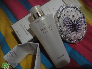 cpb保濕露滋潤還是清爽？cpb保濕露滋潤和清爽型區(qū)別