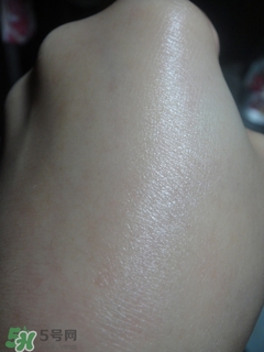 cpb保濕露滋潤還是清爽？cpb保濕露滋潤和清爽型區(qū)別